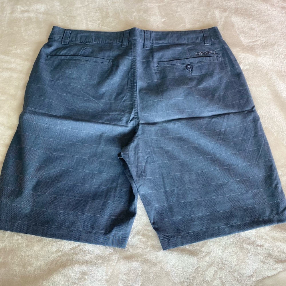 O’Neill Blue Plaid Shorts - Picture 2 of 3